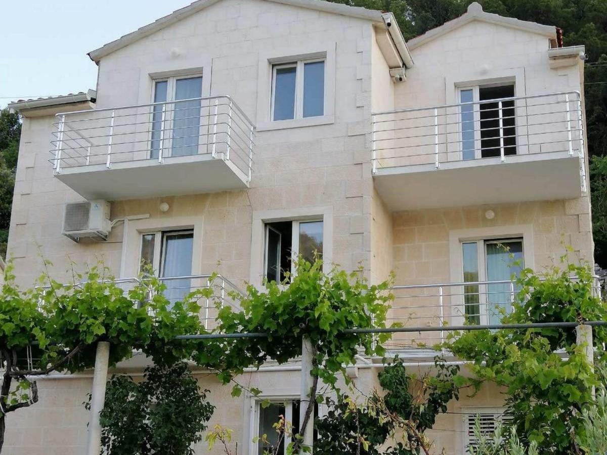 Apartments Kalajzic Pucisca Zewnętrze zdjęcie