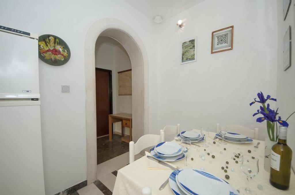 Apartments Kalajzic Pucisca Zewnętrze zdjęcie