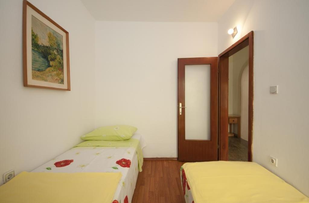 Apartments Kalajzic Pucisca Pokój zdjęcie