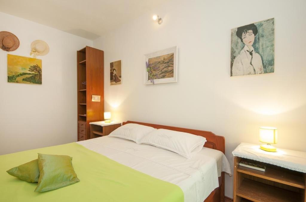 Apartments Kalajzic Pucisca Pokój zdjęcie
