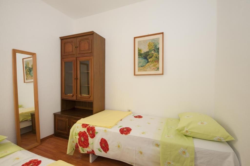 Apartments Kalajzic Pucisca Pokój zdjęcie