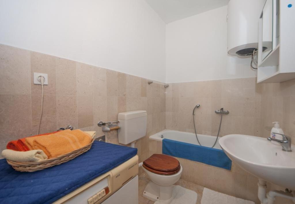 Apartments Kalajzic Pucisca Pokój zdjęcie