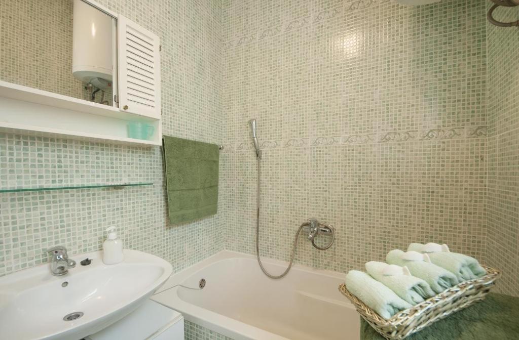 Apartments Kalajzic Pucisca Pokój zdjęcie